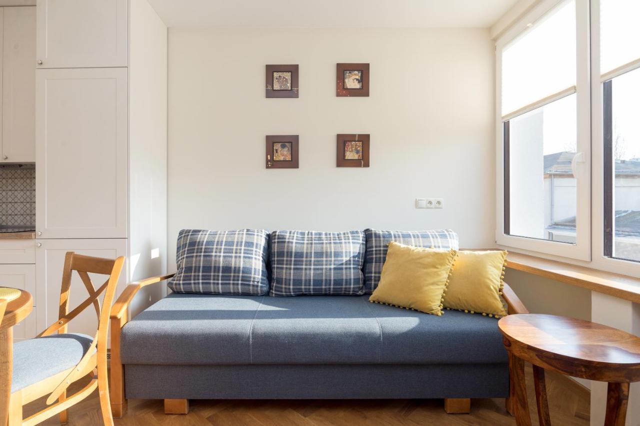 Piekna 2-Bedroom Apartment Warsawa Bagian luar foto