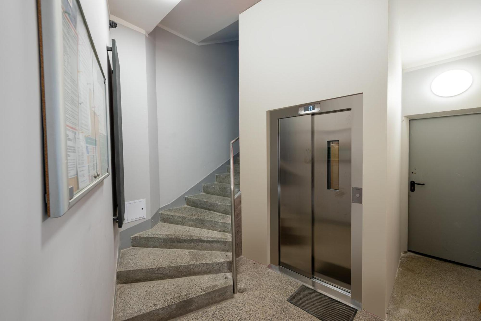 Piekna 2-Bedroom Apartment Warsawa Bagian luar foto